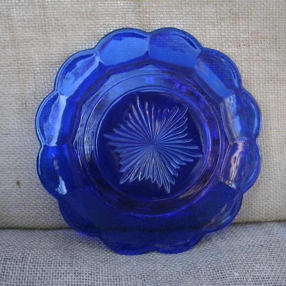 Vintage Mosser Cobalt Grapes Covered Butter Dish - Picture 9 of 16